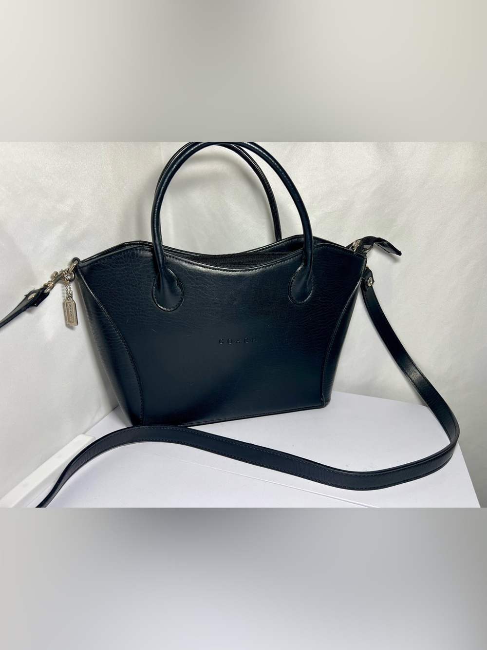 Vintage Coach Black Leather Satchel Crossbody Bag 🖤